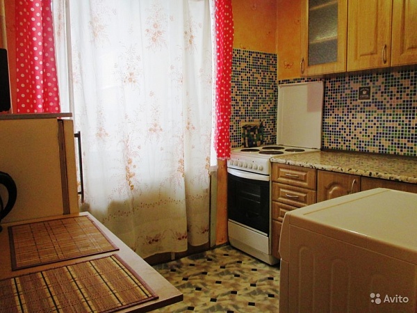 Двухкомнатная квартира во Фрунзенском районе, ул. Калинина, д.17